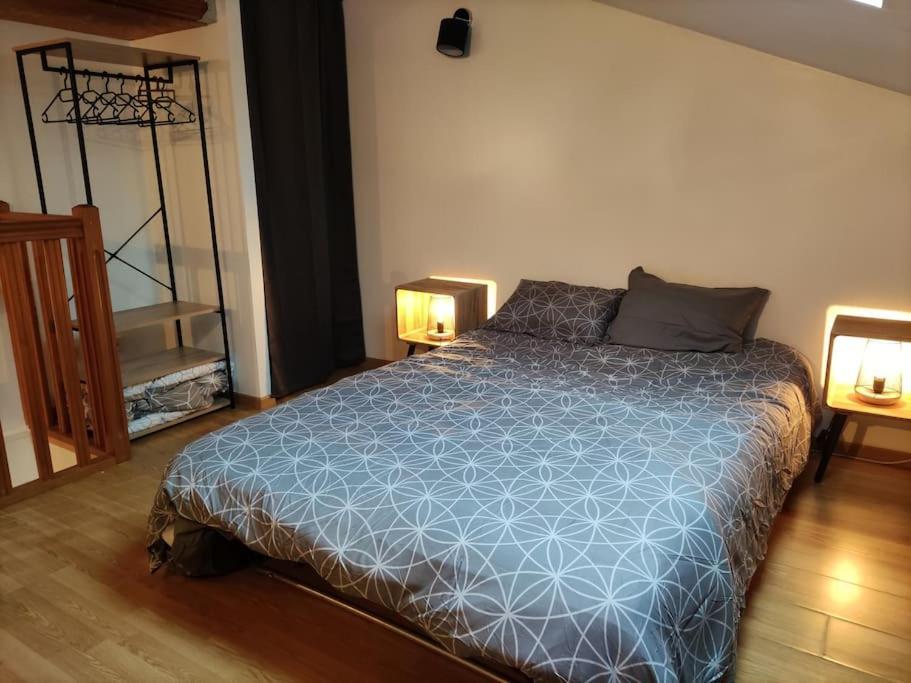 L'Atelier Cosy - Maison De Village Atypique Saint-Georges-d'Esperanche ภายนอก รูปภาพ